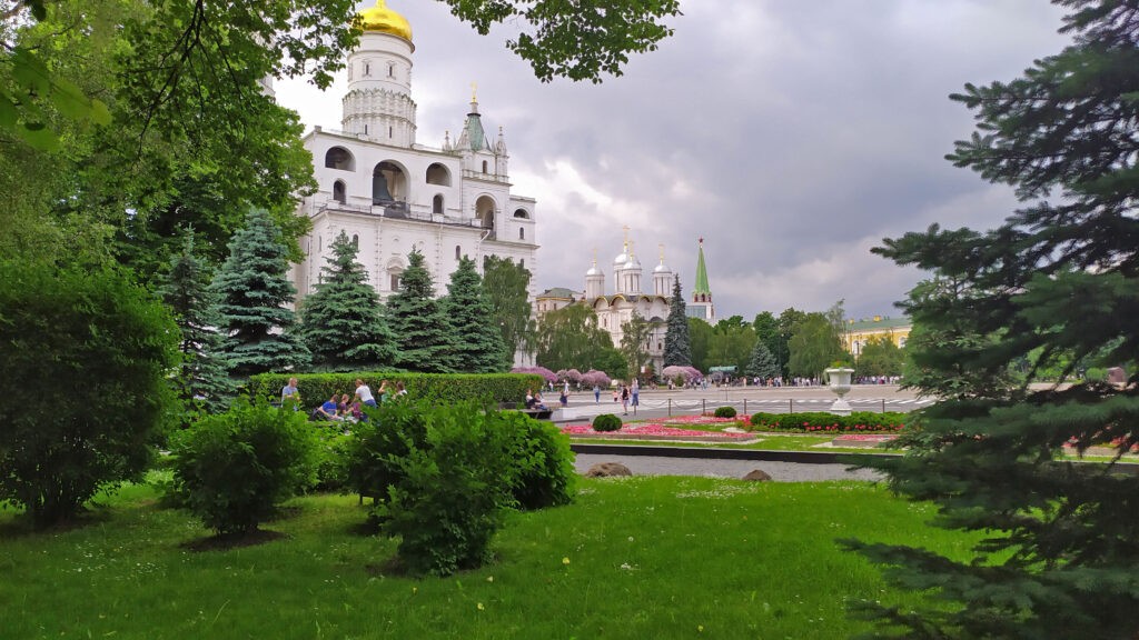 1666088932_ef5fdf-1024x576 Москва