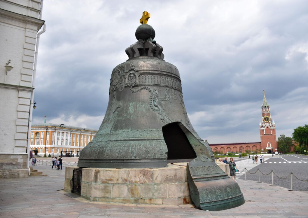 1666089017_13d4d3-1024x726 Москва
