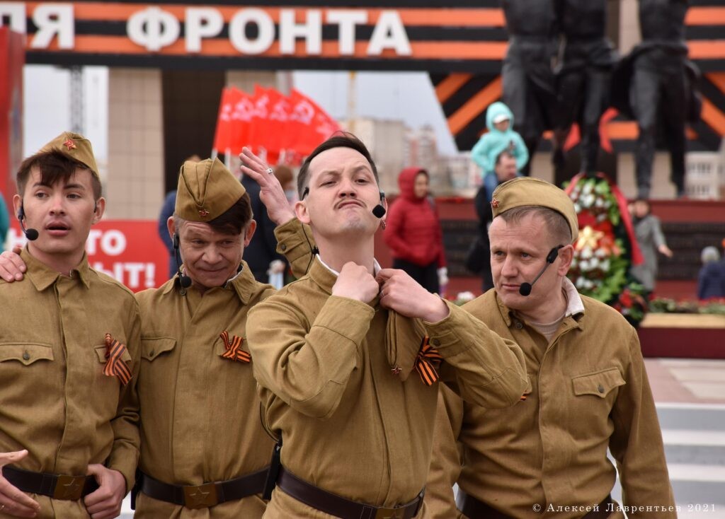 1666693654_e0fe65-1024x734 Ансамбль песни и пляски "Забайкальские казаки"