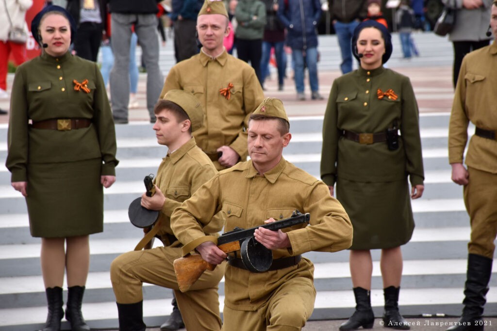 1666693661_7b12db-1024x683 Ансамбль песни и пляски "Забайкальские казаки"