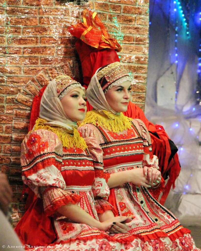 1666694010_e0f4dd-821x1024 Ансамбль песни и пляски "Забайкальские казаки"