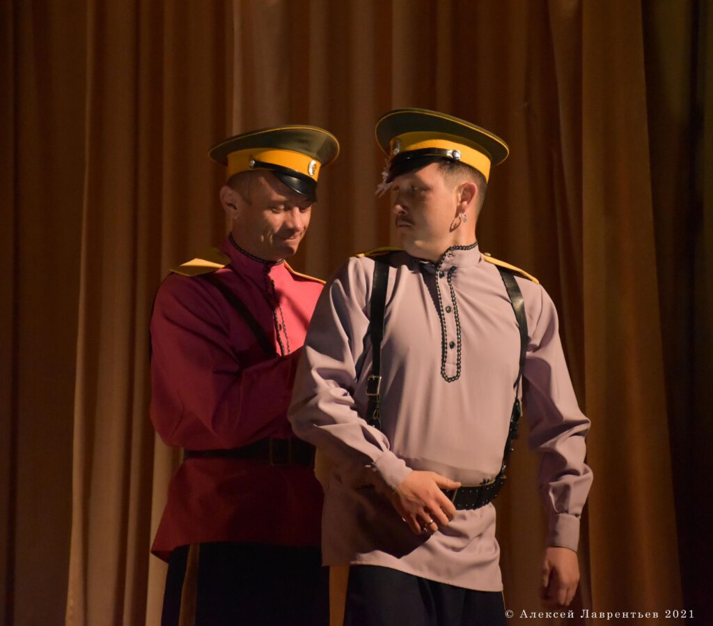 1666694264_8f00be-1024x898 Ансамбль песни и пляски "Забайкальские казаки"