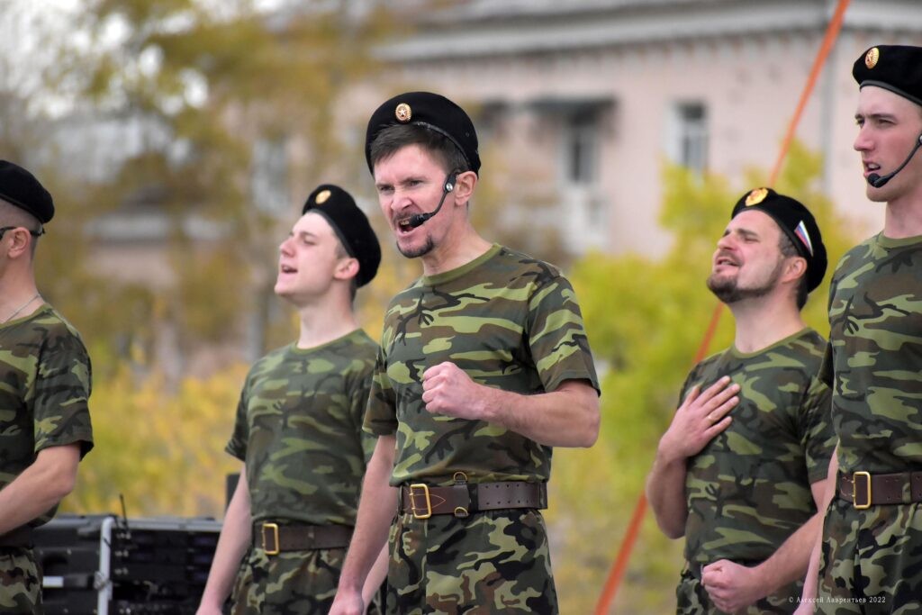 1666695046_bbcc88-1024x683 Музыкальный театр национальных культур "Забайкальские узоры"
