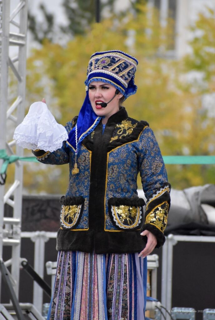 1666695155_d0b569-688x1024 Ансамбль песни и пляски "Забайкальские казаки"