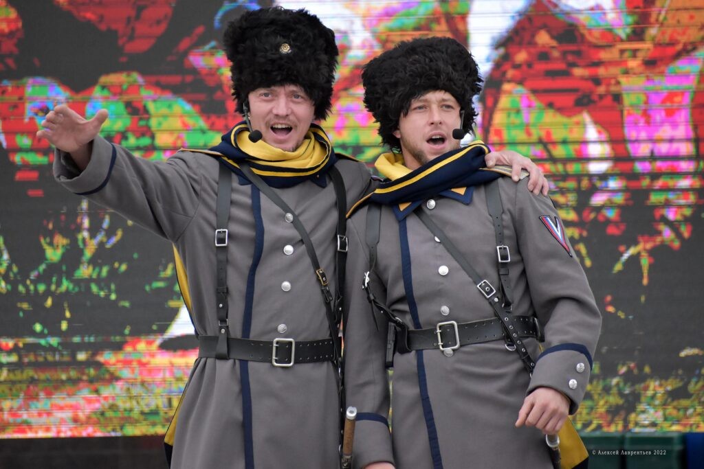 1666695191_8333d7-1024x683 Ансамбль песни и пляски "Забайкальские казаки"