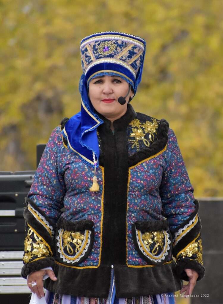 1666695210_2277d6-750x1024 Ансамбль песни и пляски "Забайкальские казаки"