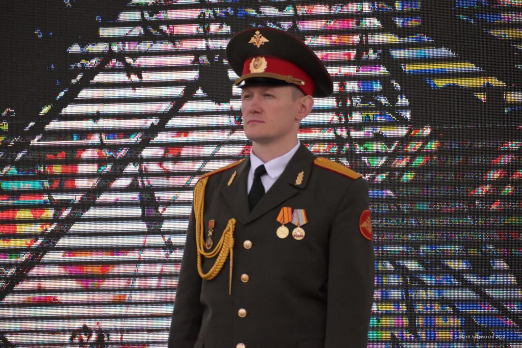 1666695461_524d69-1024x683 Концерт-митинг в поддержку референдума на Донбассе
