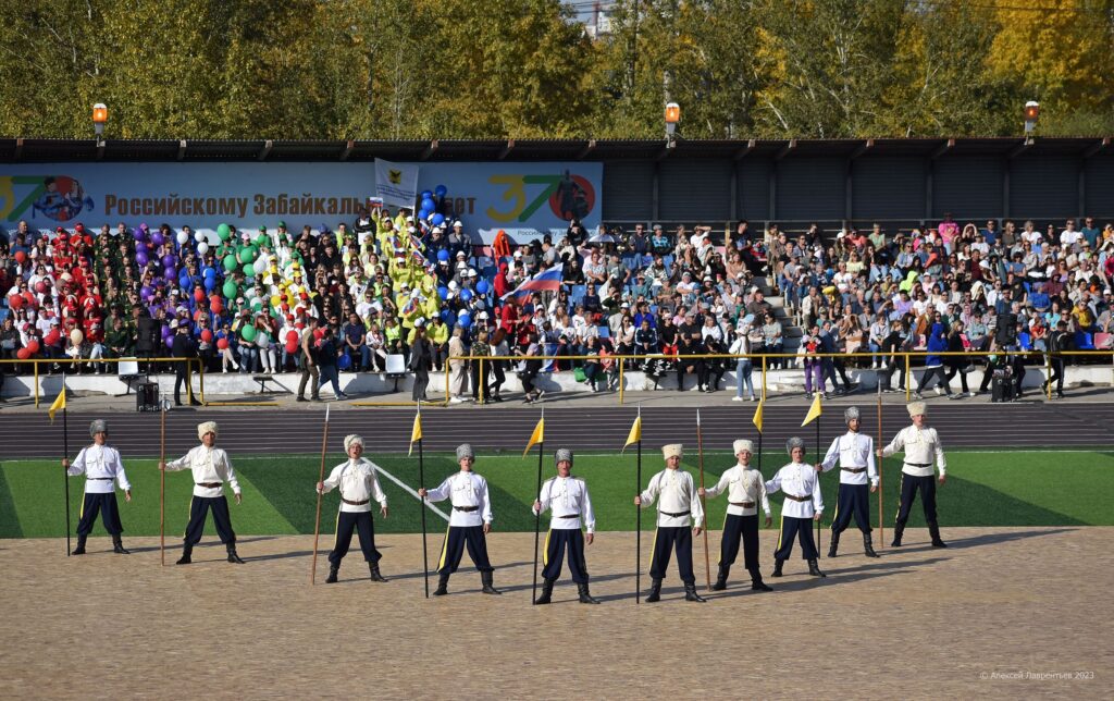 1b9c73eca088cbead2454777c0ee989e-1024x644 Театрализованное представление «Забайкалье — золотая моя колыбель»