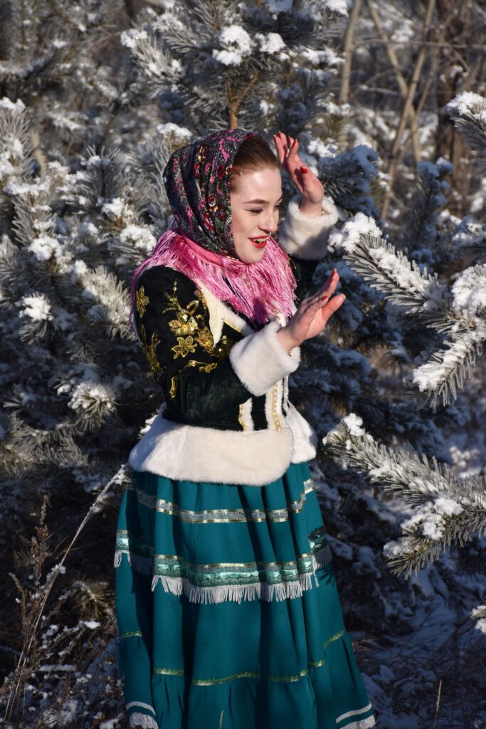 35164c5259f14b1756063e244f545d7e-683x1024 Зимняя  фотосессия "Забайкальские казачки"