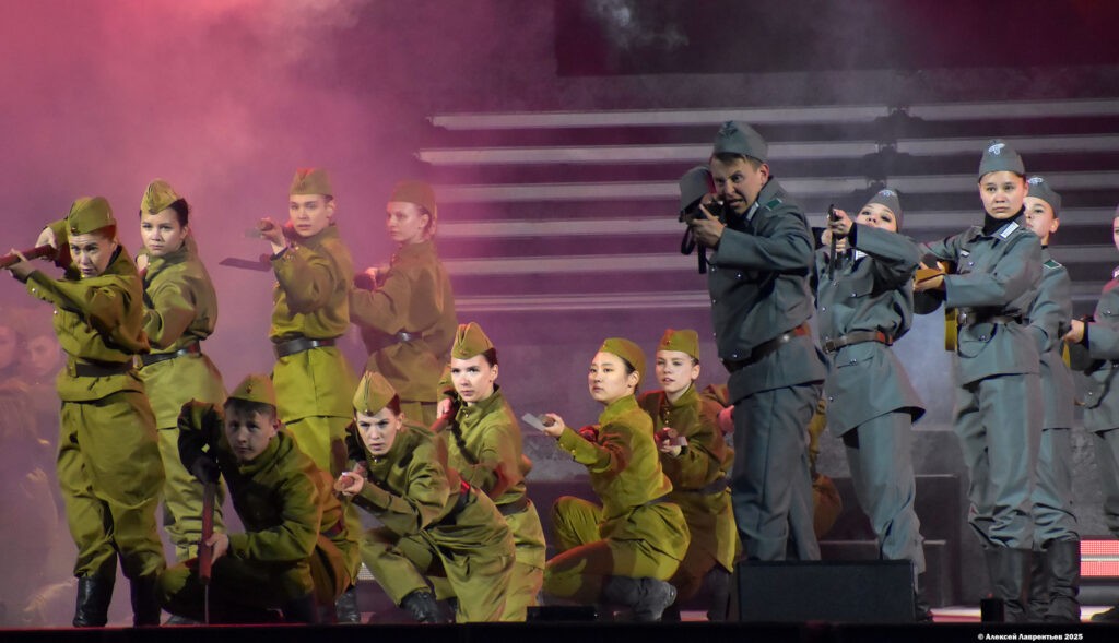 dsc_4844-1024x589 Праздник 80 лет победы в ВОВ — Спектакль «Повесть фронтовых лет»