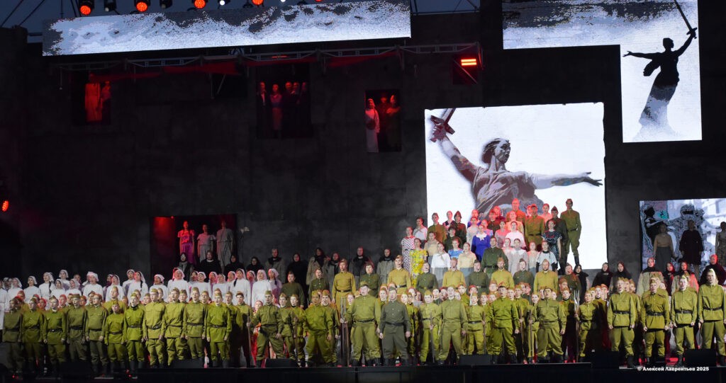 dsc_4883-1024x541 Праздник 80 лет победы в ВОВ — Спектакль «Повесть фронтовых лет»