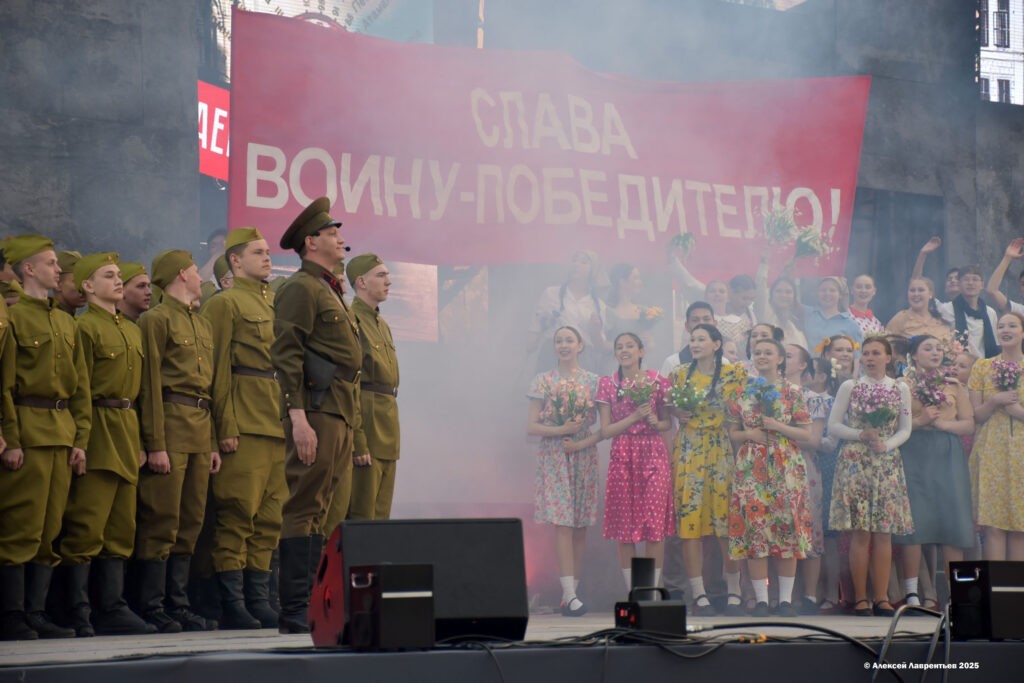dsc_5366-1024x683 Праздник 80 лет победы в ВОВ — Спектакль «Повесть фронтовых лет»