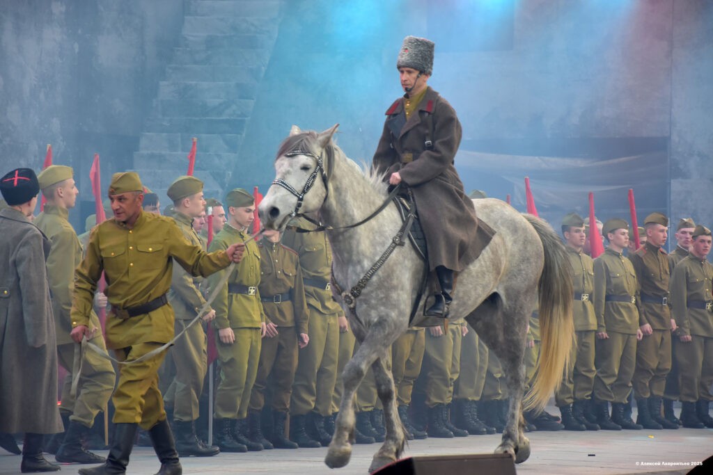dsc_5408-1024x683 Праздник 80 лет победы в ВОВ — Спектакль «Повесть фронтовых лет»