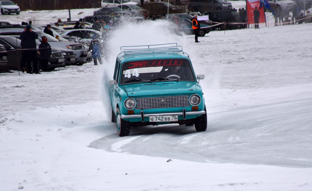 e794258b9b09a5dbb68abfa82c7a656b-1024x627 Чемпионат Забайкальского края по зимнему дрифту 111 этап
